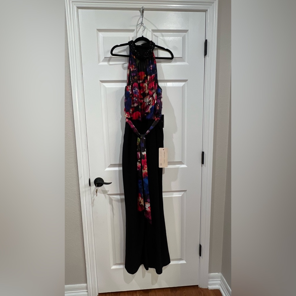 Adrianna Papell Size 8 Mock Neck Printed Floral Halter Jumpsuit NWT